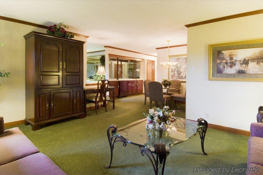 The Carlton Lodge Adrian Room photo